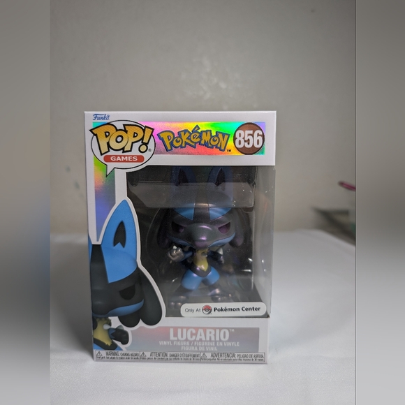 Lucario Funko Pop Pearlescent - Picture 1 of 6